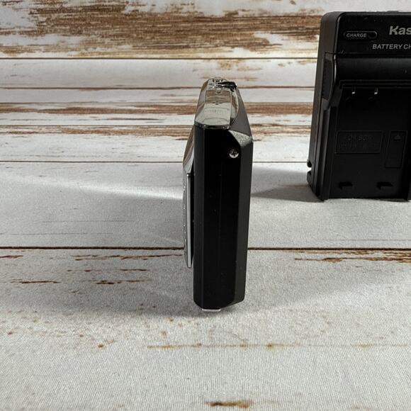 Sony Digital Camera Cybershot DSC-T5 5.1MP Silver Tested - Picture 2 of 5